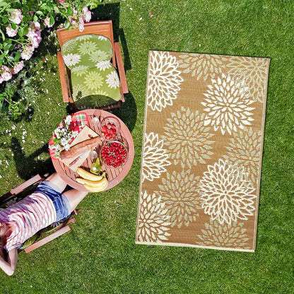 Navy, White Polypropylene Lattice Pattern Straw Mat