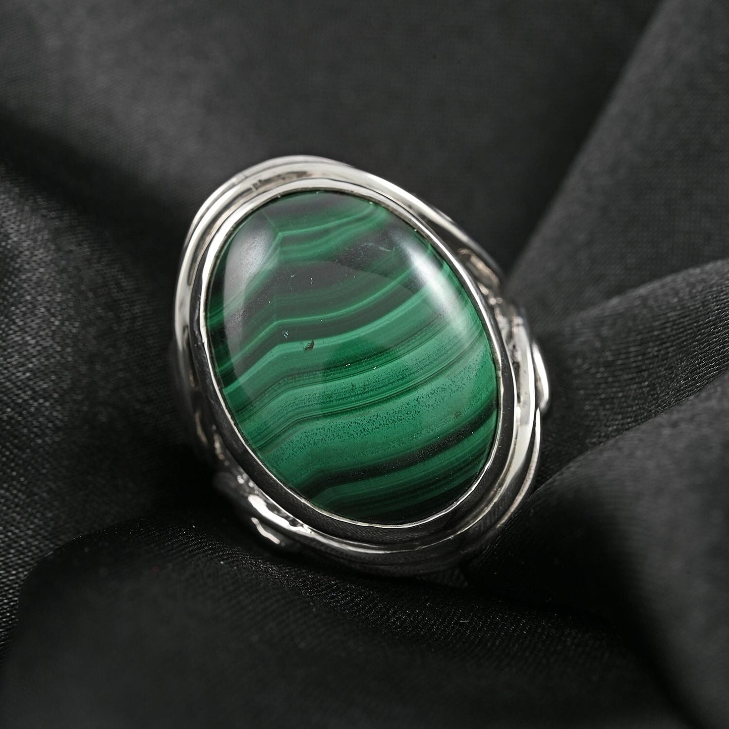 Doorbuster BALI LEGACY Kuisa Rainbow Moonstone Ring in Sterling Silver 7.5 Grams 25.00 ctw