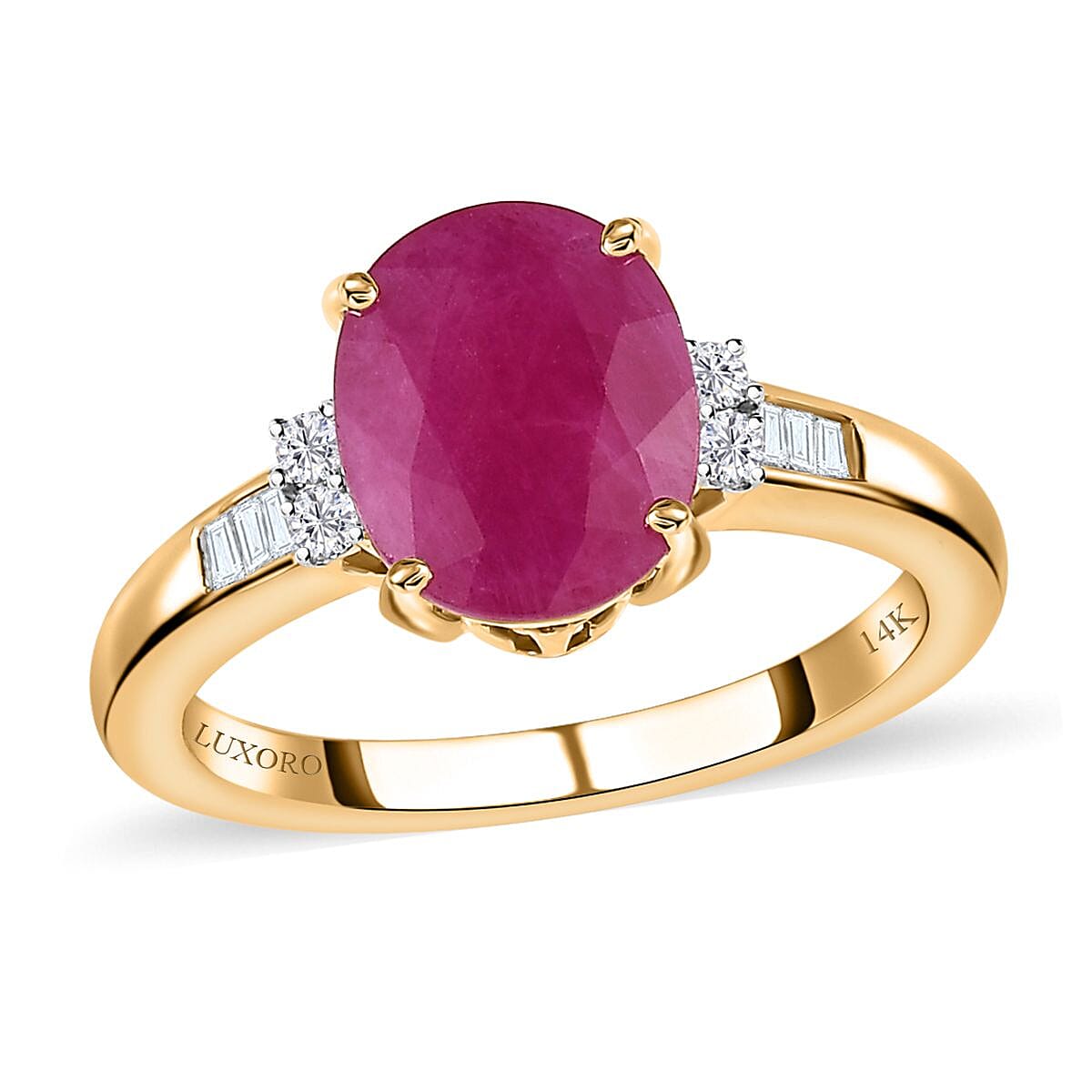 Luxoro 14K Yellow Gold AAA Montepuez Ruby, Diamond (G-H, I2) (0.20 cts) Ring (Size 6.0) 3.20 ctw