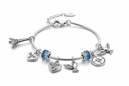 Delicate Gold Heart Pendant Necklace